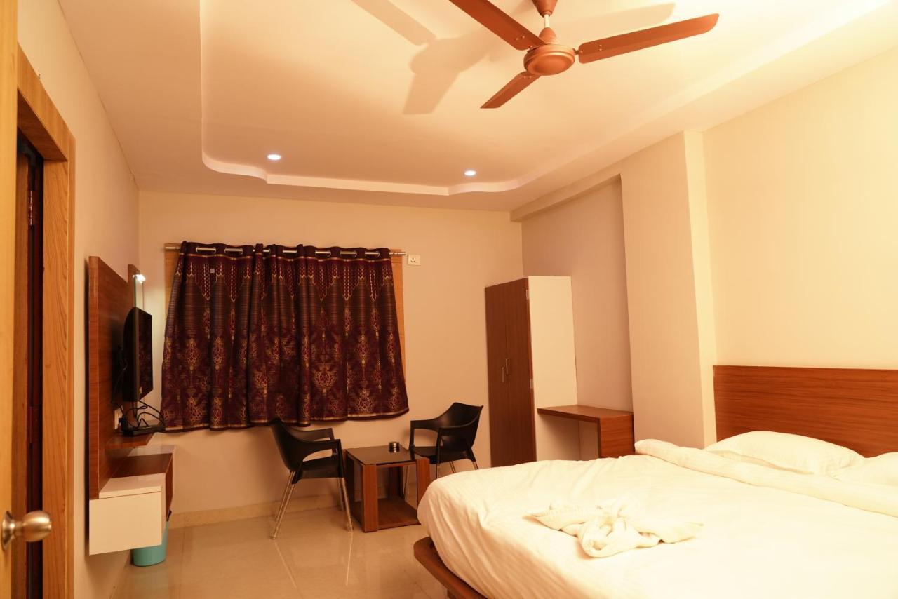 Swagath Residency Kākināda Esterno foto
