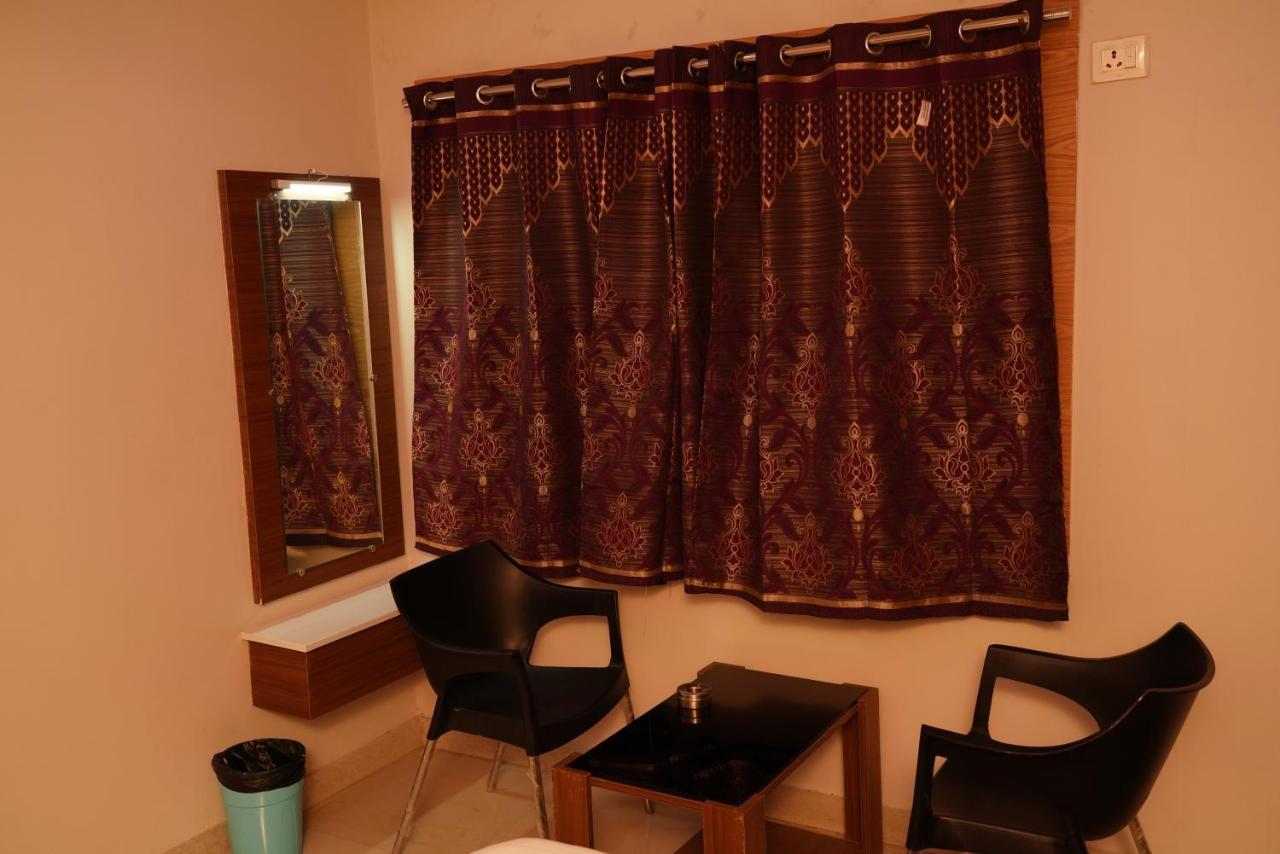 Swagath Residency Kākināda Esterno foto